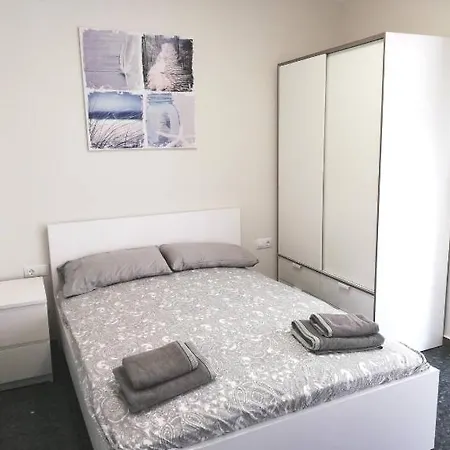 Apartment Segur De Amazing